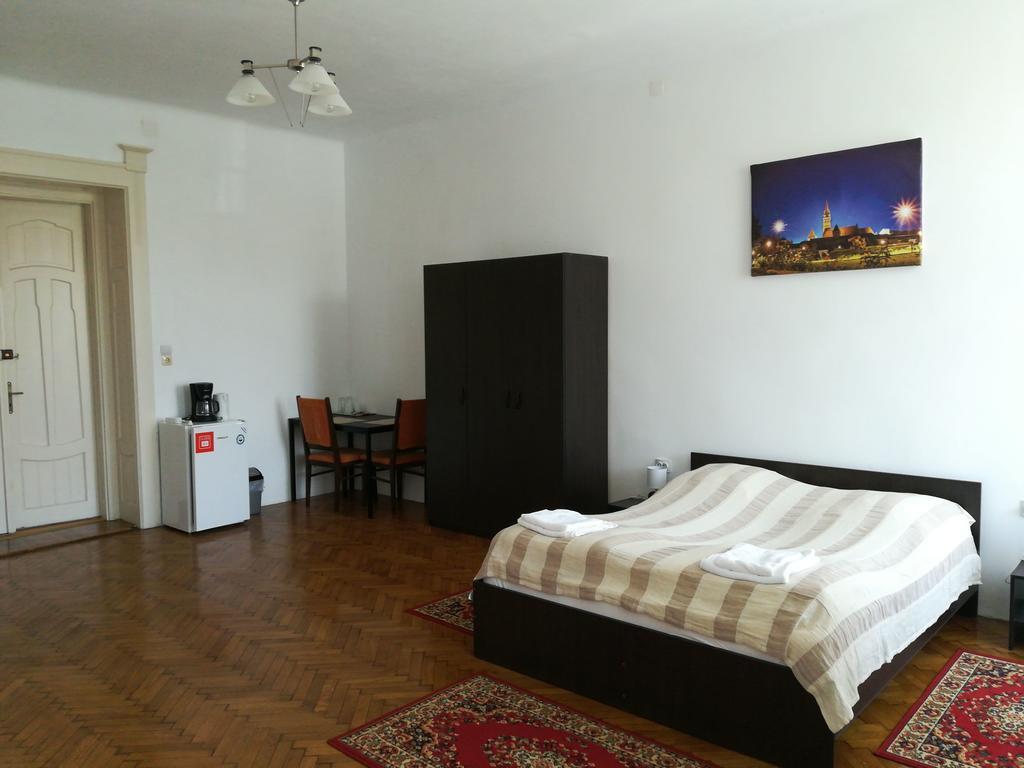 Ferdinand Apartments Mediaş Esterno foto