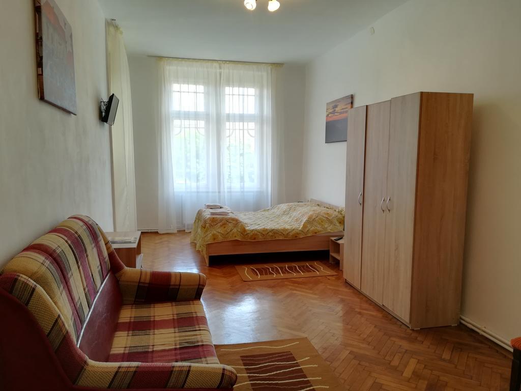 Ferdinand Apartments Mediaş Esterno foto